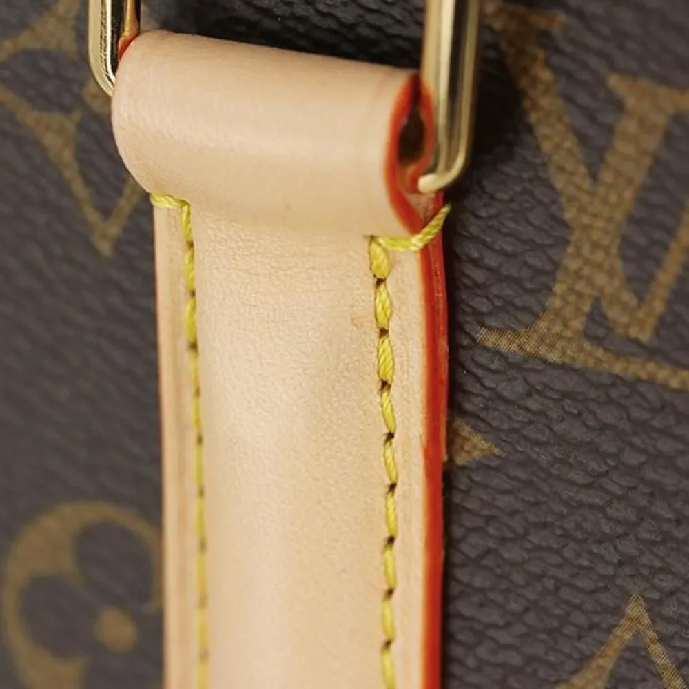 Louis Vuitton Saffron MM Shoulder Bag Monogram